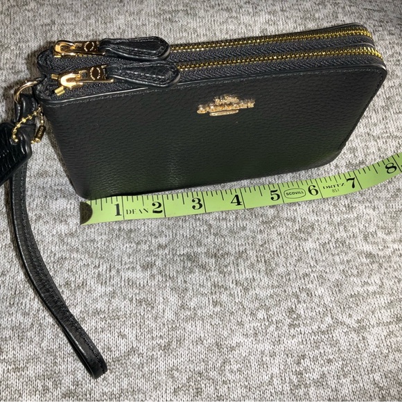 Coach Double Corner Zip Black Wristlet with Gold Zippers clutch - Picture 2 of 6